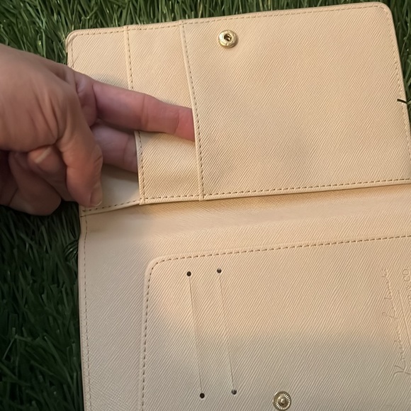 KRISTINA LUBINSKI GLASS LADDER CO PASSPORT HOLDER - Picture 6 of 7